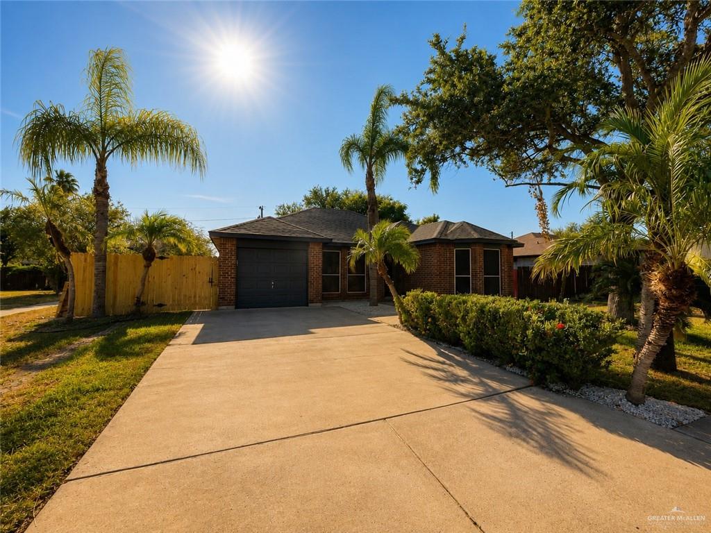 1407 S Irving Street — photo