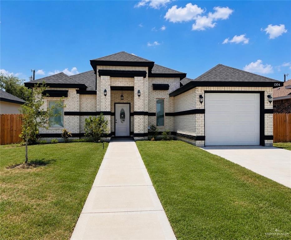 1304 E Acacia Drive — photo
