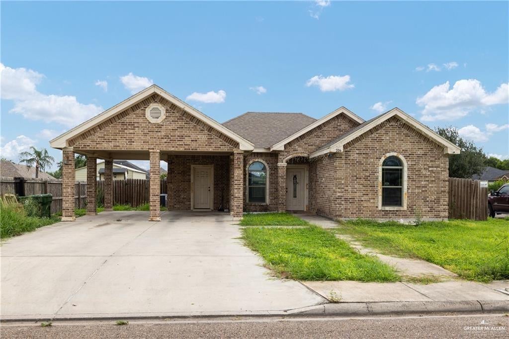 206 Caramel Drive — photo