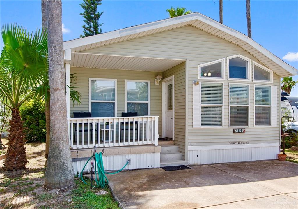 756 E Clam Circle — photo