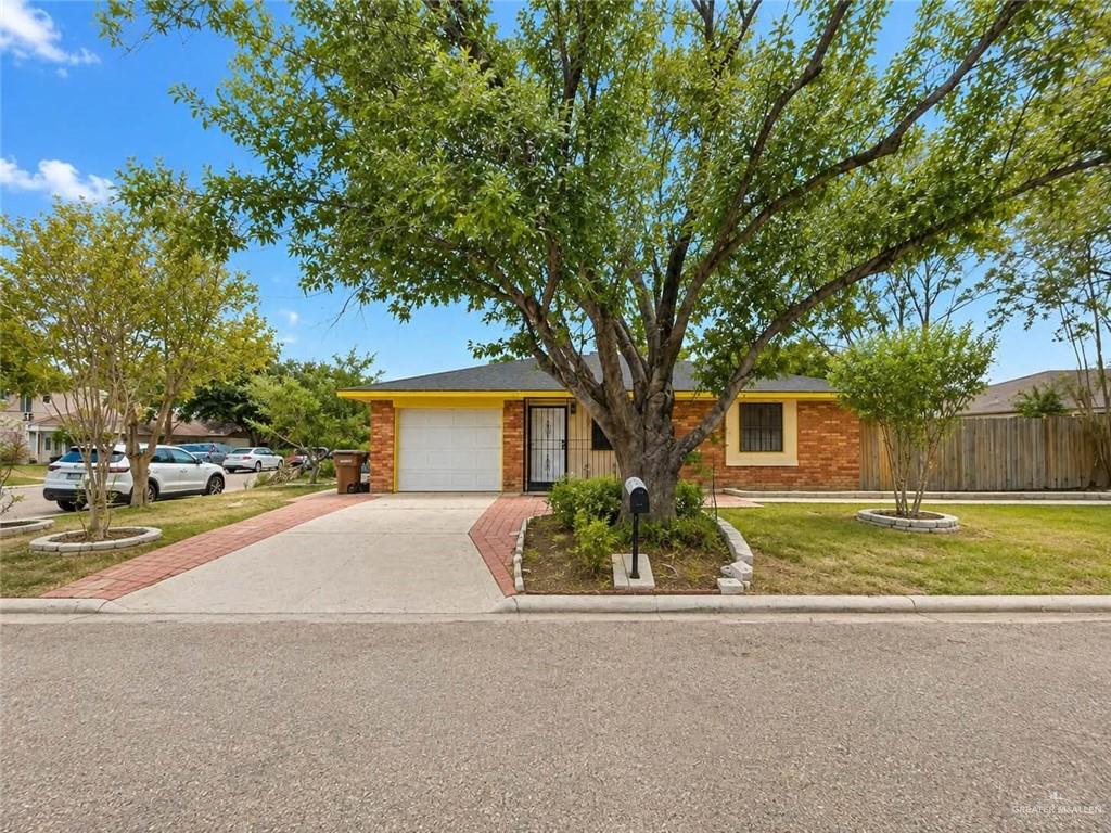 1902 Ash Circle — photo