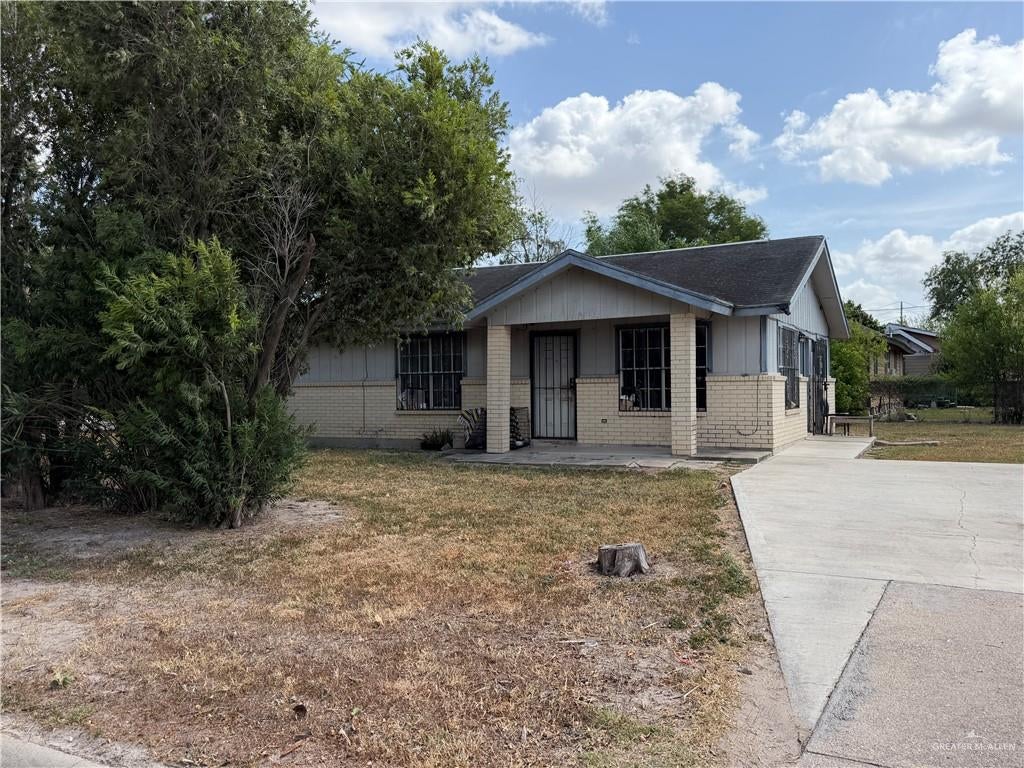 1113 E Basin Circle — photo