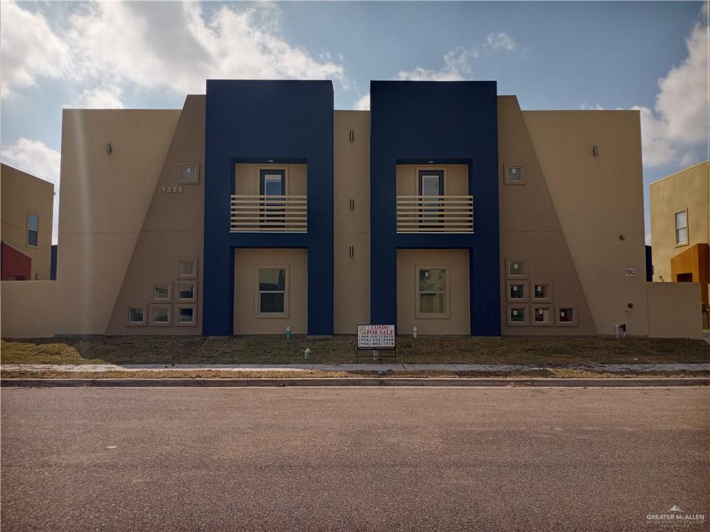 1217 E Camelia Avenue C — photo