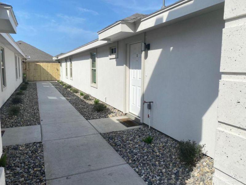 3901 Bella Costa Drive 3 — photo