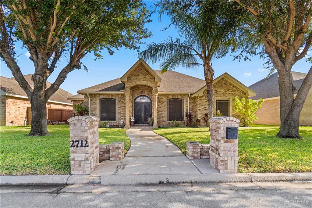 2712 Bluebird Avenue — photo