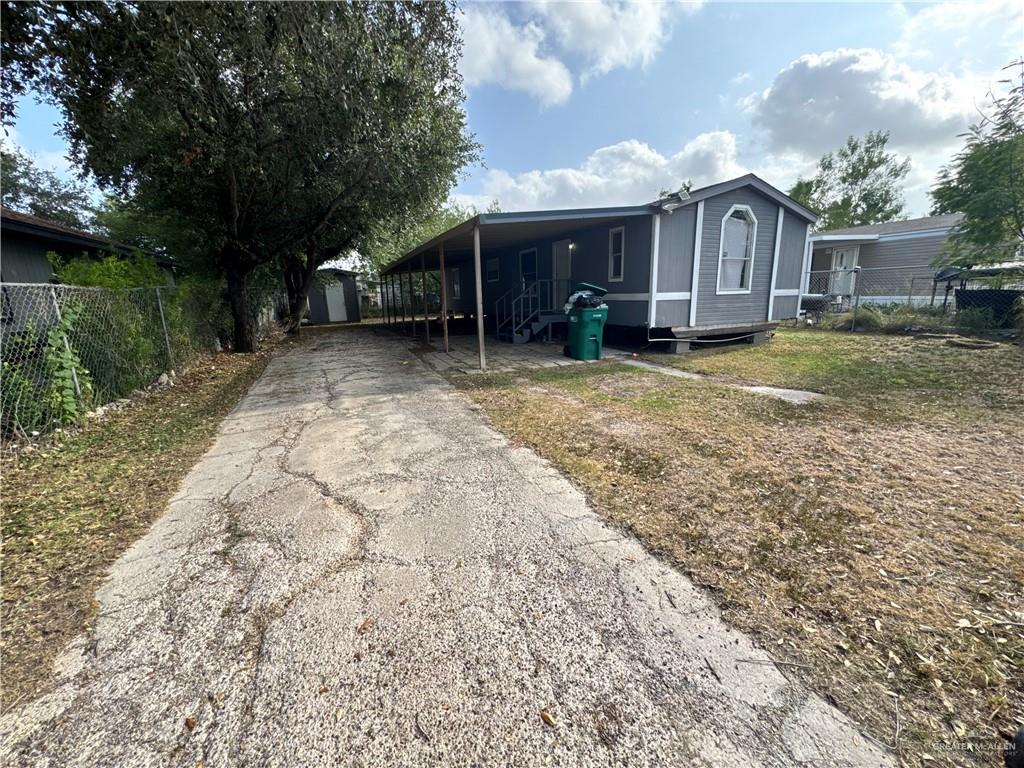916 W Violet Drive — photo
