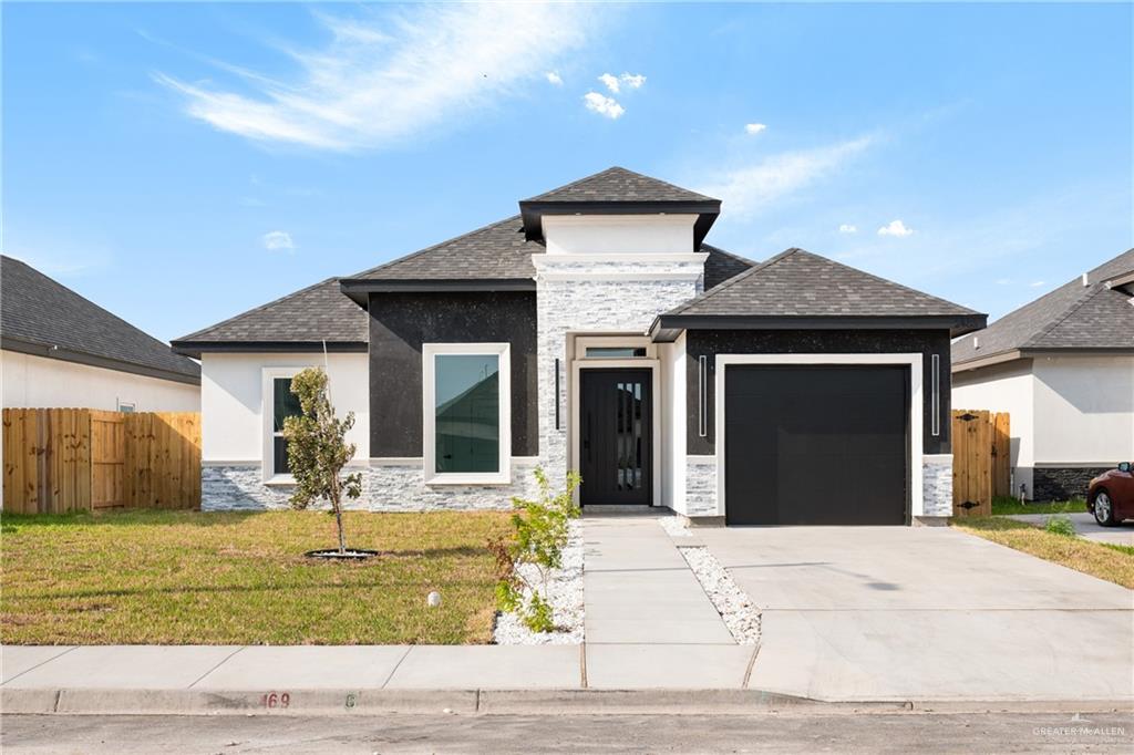 2403 E Tamarindo Street — photo