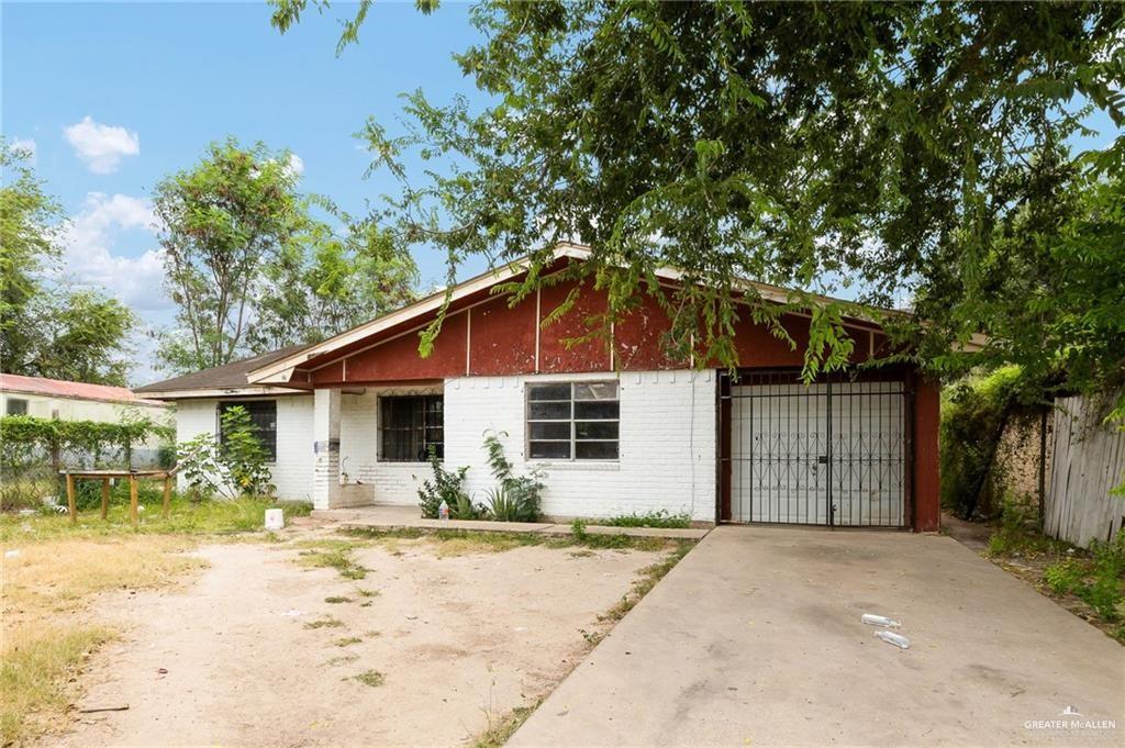 211 Cabana Drive — photo