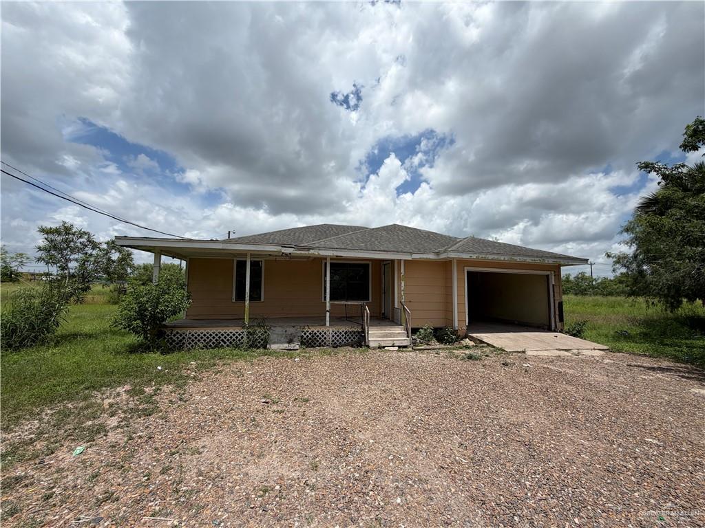 417 E Hernandez Road, Donna, TX 78537 — photo 2