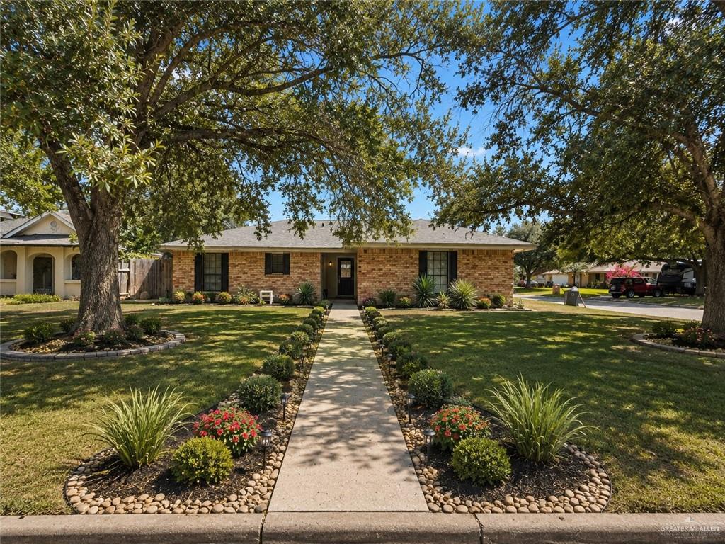 2423 Live Oak Street — photo