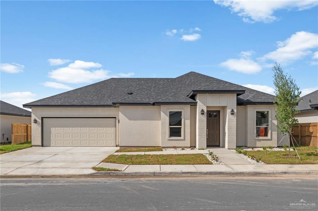 2801 E Comal Drive — photo