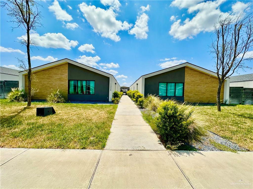 1308 E Iris Avenue 4 — photo