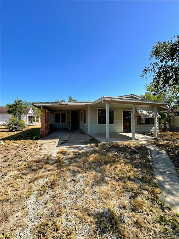 608 Hackberry Avenue — photo