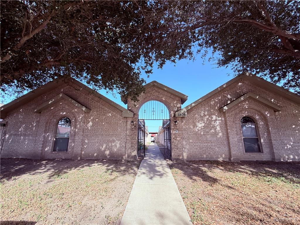 1805 S Linden Street — photo