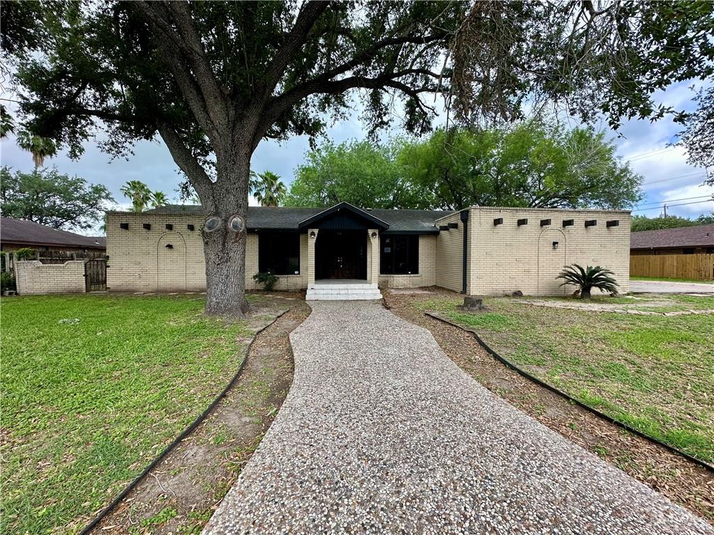 706 Clifford Drive — photo