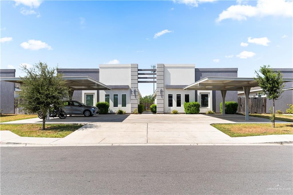 2914 W Driftwood Street 3 — photo
