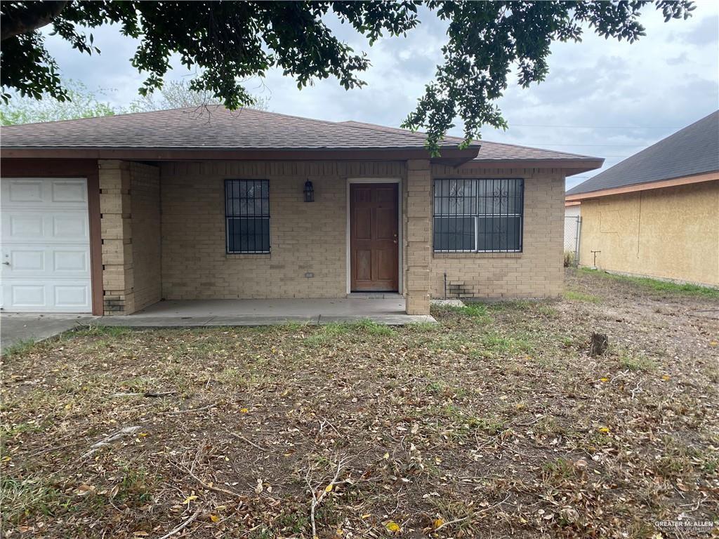 108 W La Quinta Drive — photo