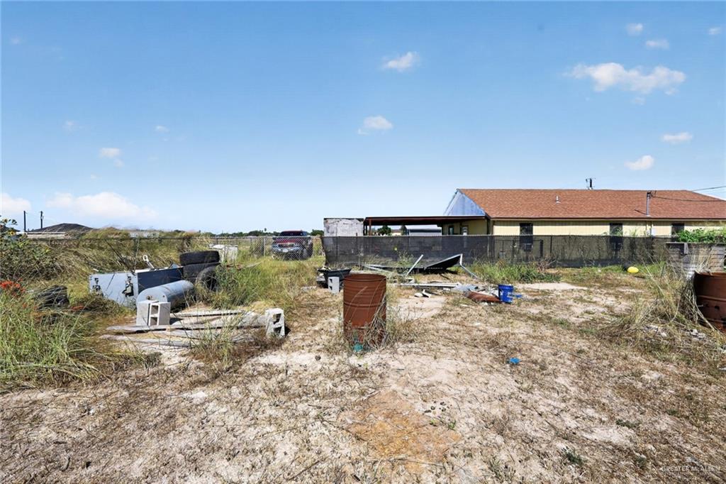 6000 Vanessa Drive — photo