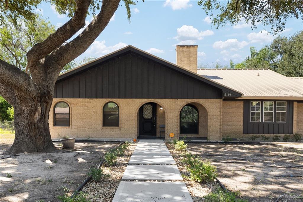2114 Anacua Circle — photo