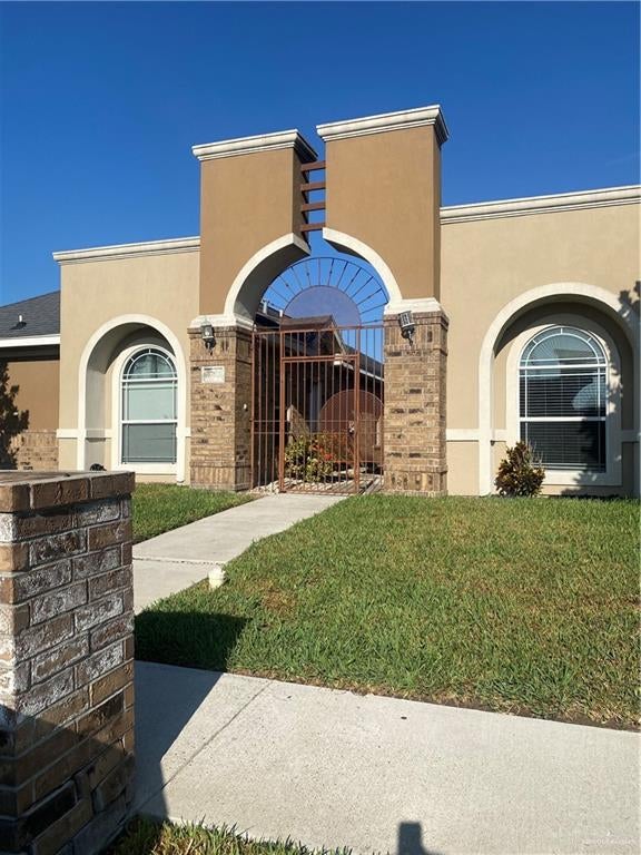 4708 N Cypress Street 1 — photo