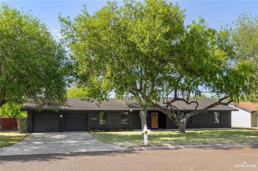 1319 Cedar Street — photo
