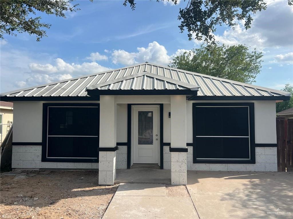 1309 W Longoria Drive — photo