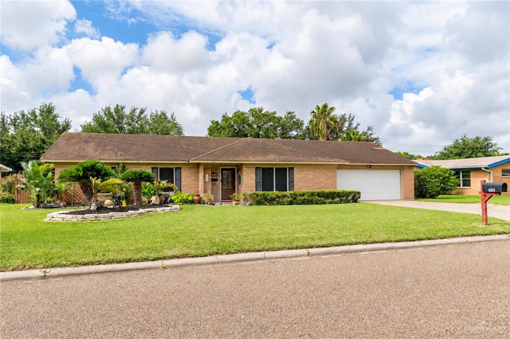 918 Fairway Drive — photo
