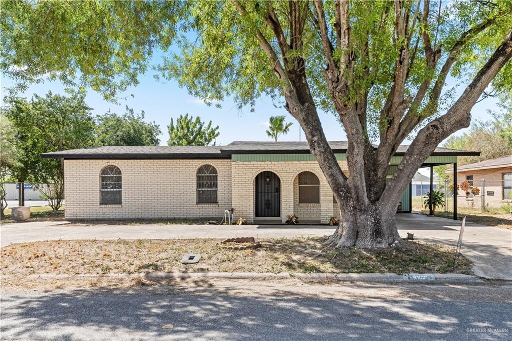 1022 S Richmond Drive — photo