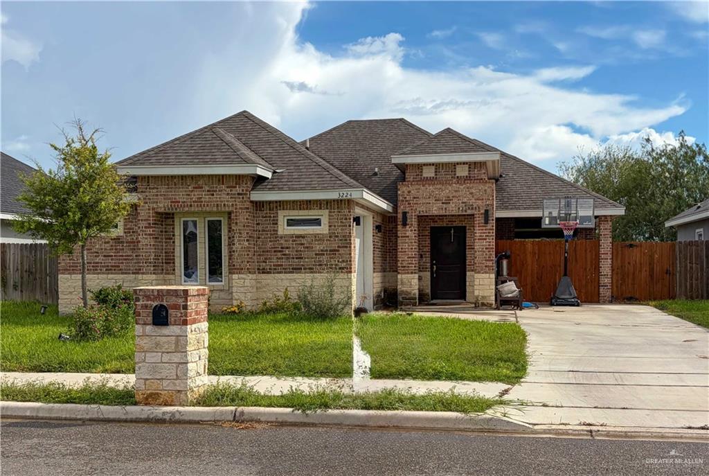 3224 Erica Lane — photo