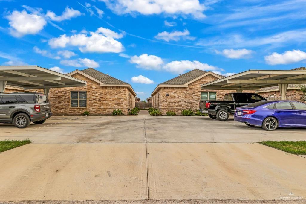 2704 E Eisenhower Avenue #3 — photo