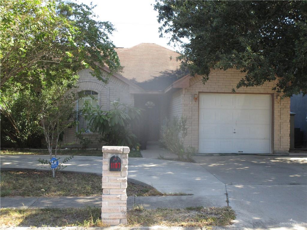 1107 E Canadian Drive — photo