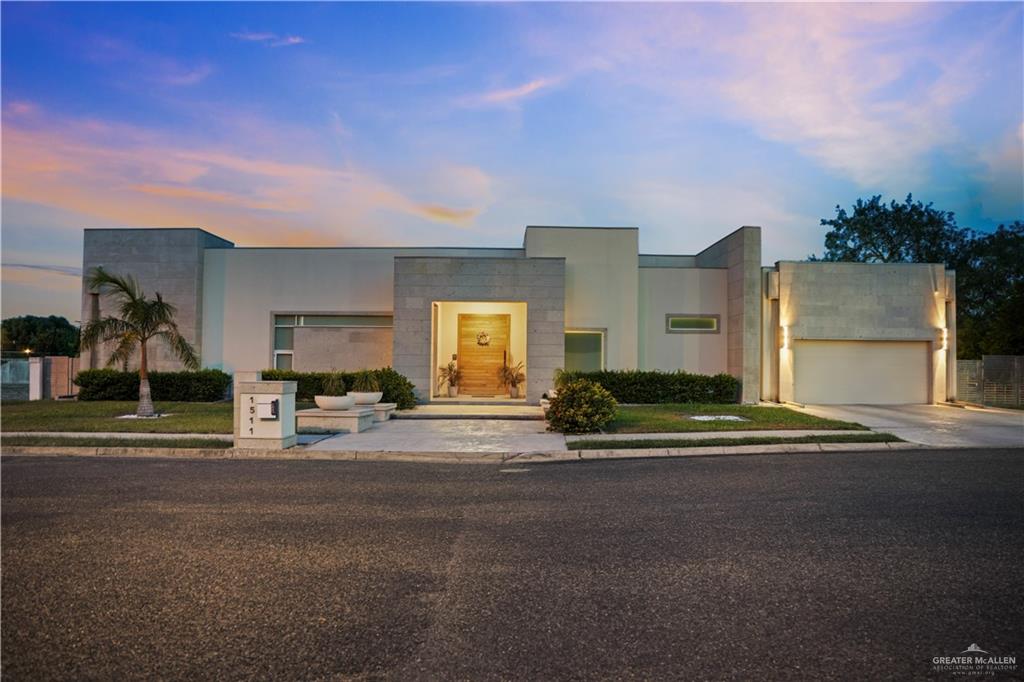 1511 Stewart Road — photo