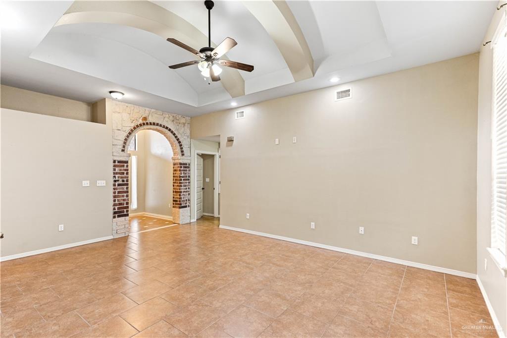 1811 E 2nd Street, Weslaco, TX 78596 — photo 3