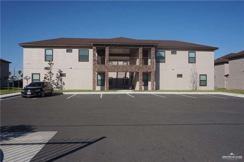 1100 W Eisenhower Street #B — photo