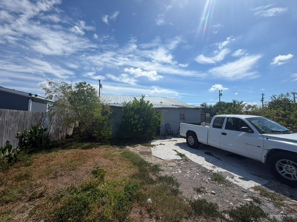 7316 Lane Road — photo