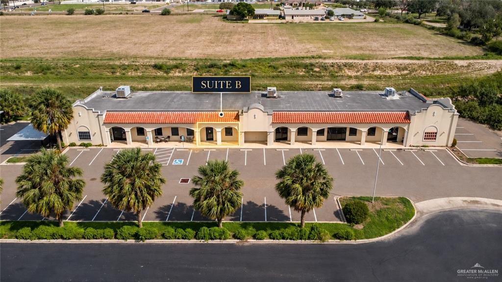 2721 Fountain Plaza Boulevard Suite B — photo