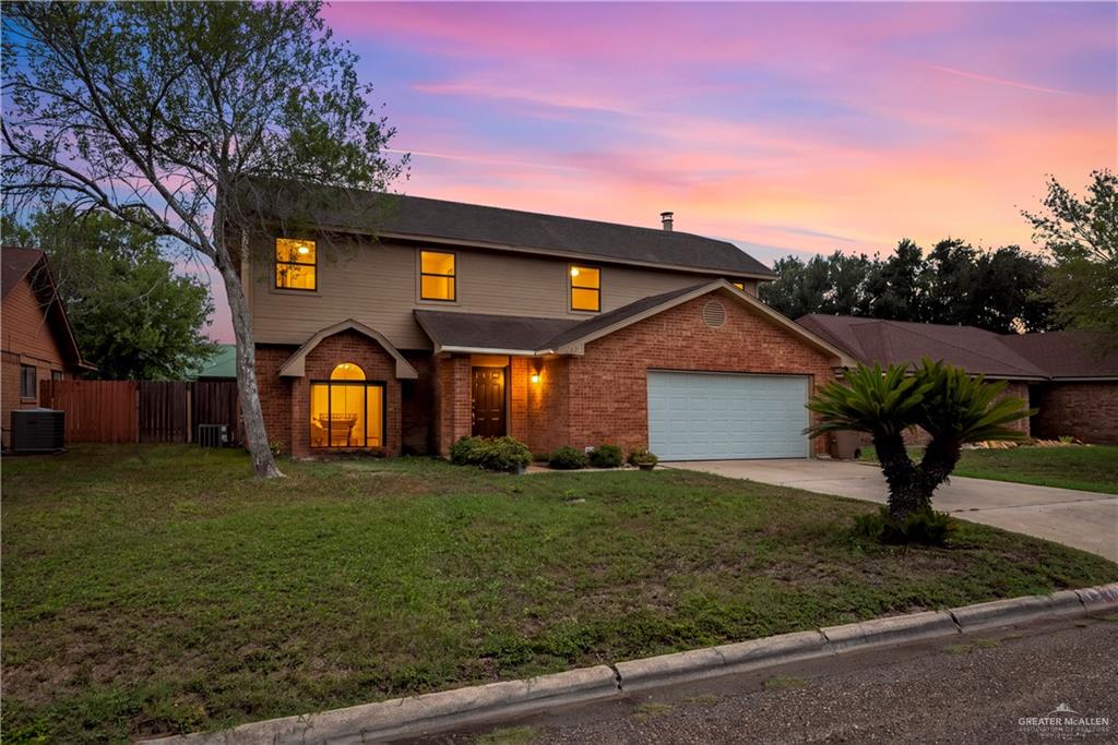 1712 Oaks Road — photo
