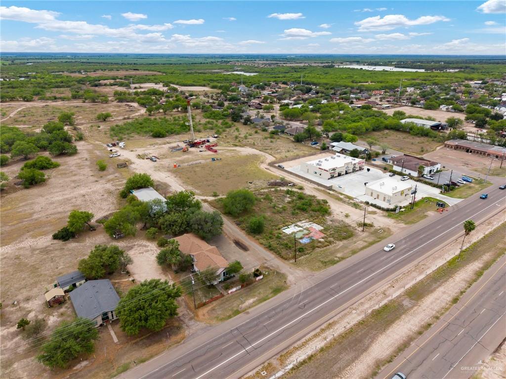 1420 Expressway 83 Highway — photo