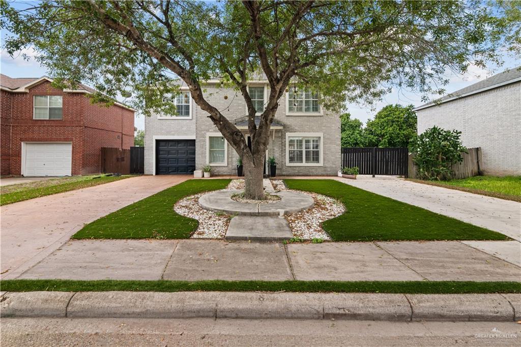 3402 Huisache Avenue — photo