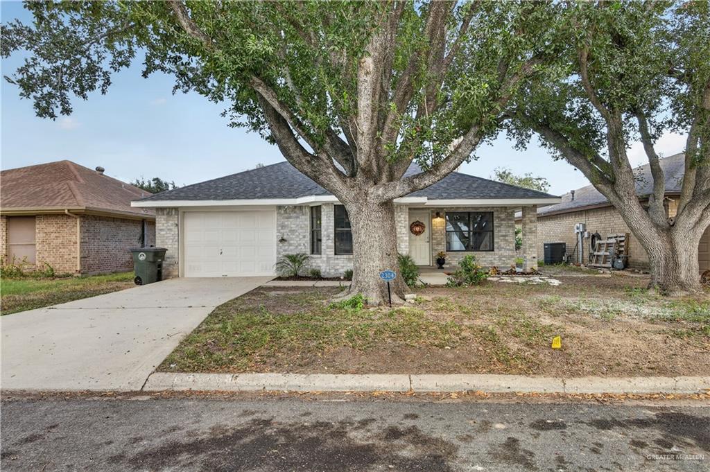 2304 Viola Street — photo
