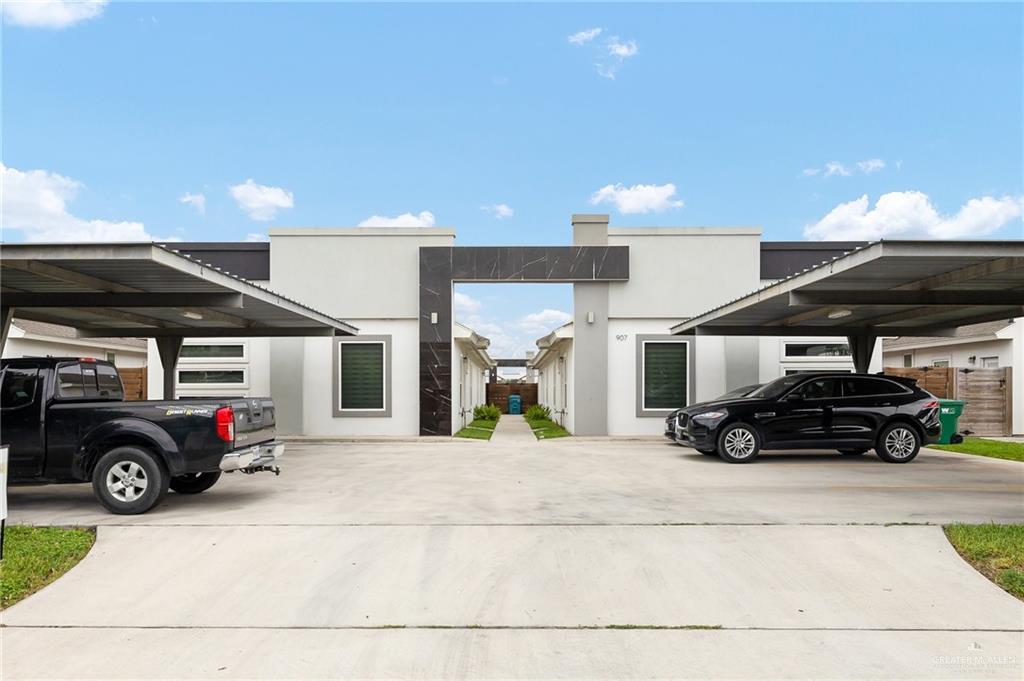 907 W Carmel Avenue #1 — photo