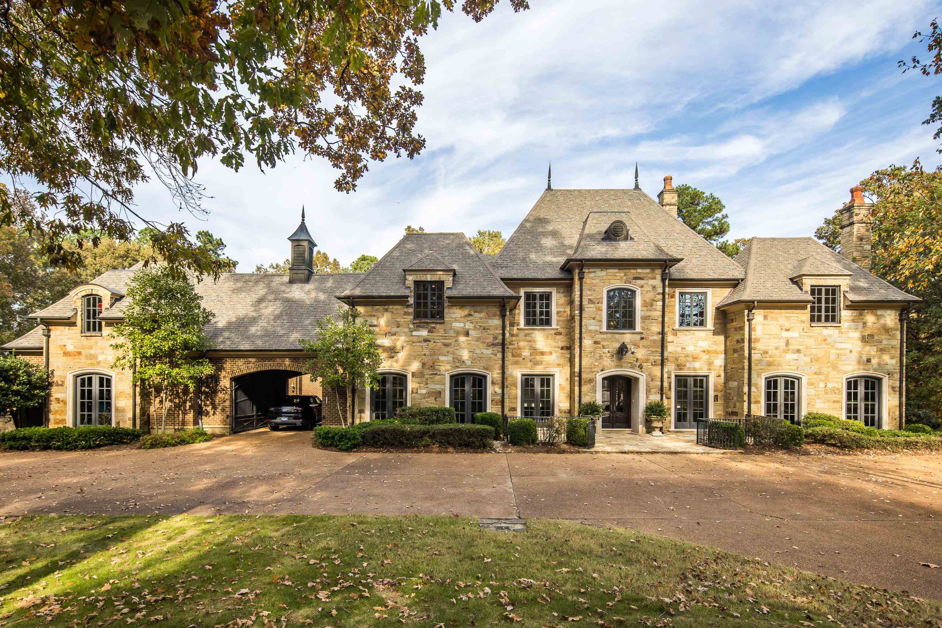 214 Mountain Brook CV — photo