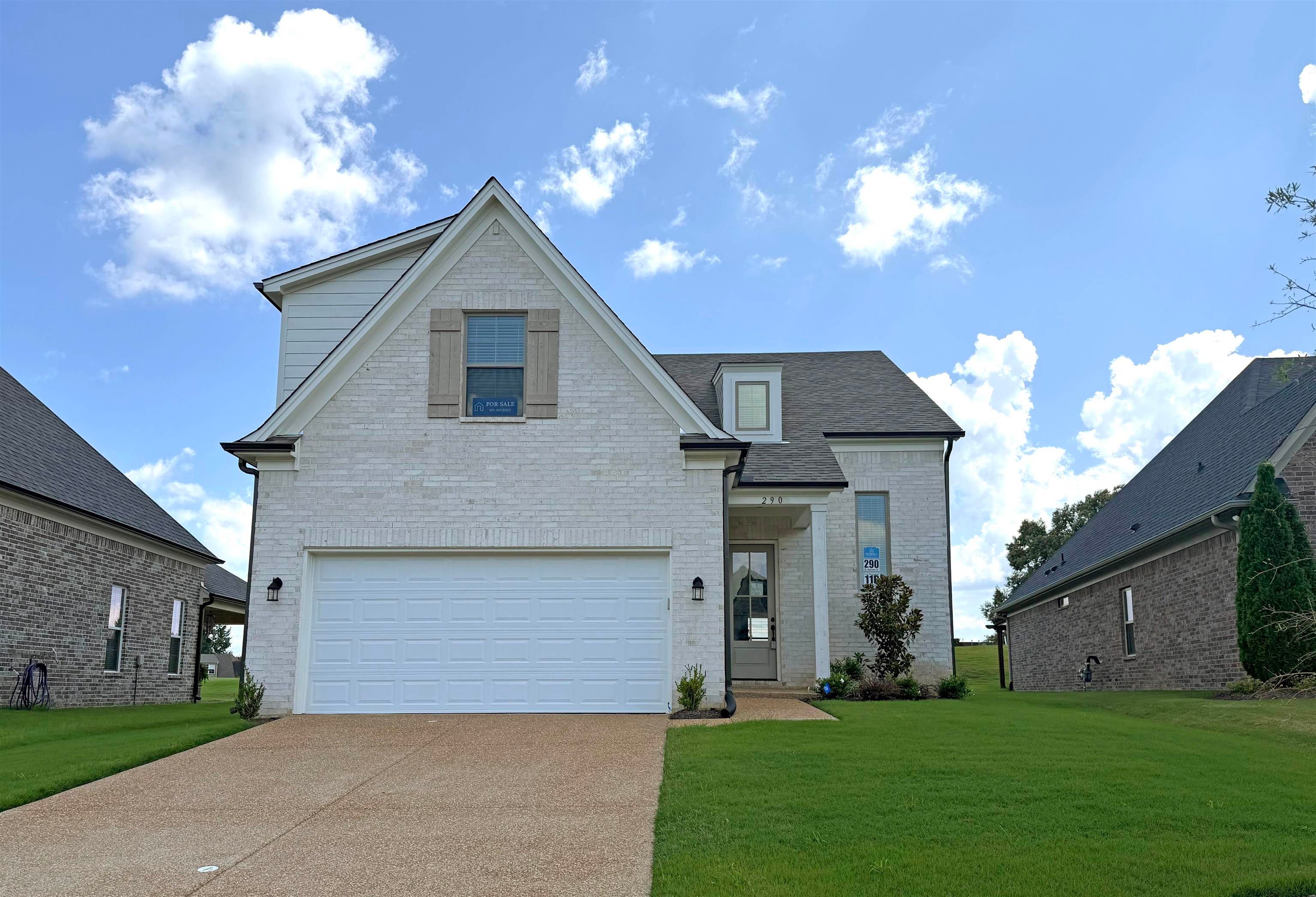 290 St Andrews Dr — photo