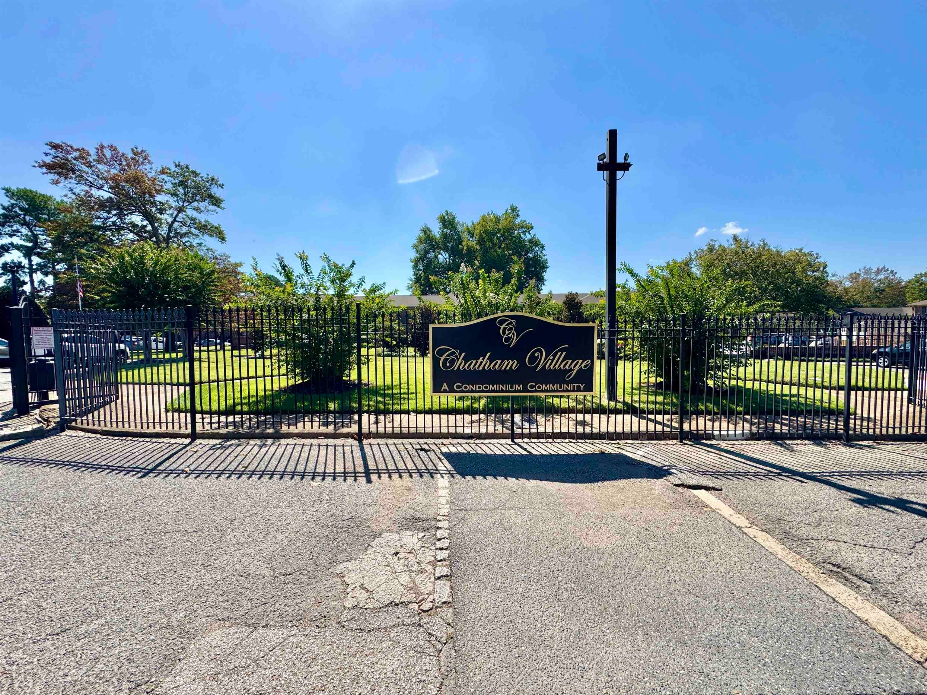 1202 Middle Court Ct 101 — photo