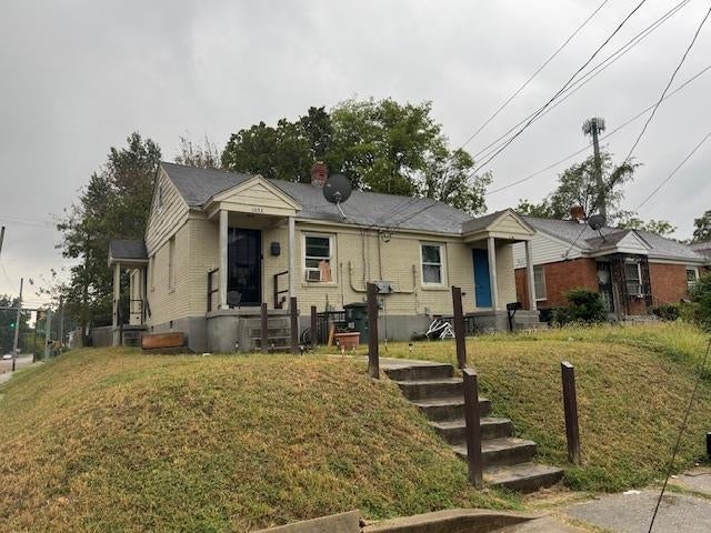 1051 Lagrange Ave 1051-1053 — photo