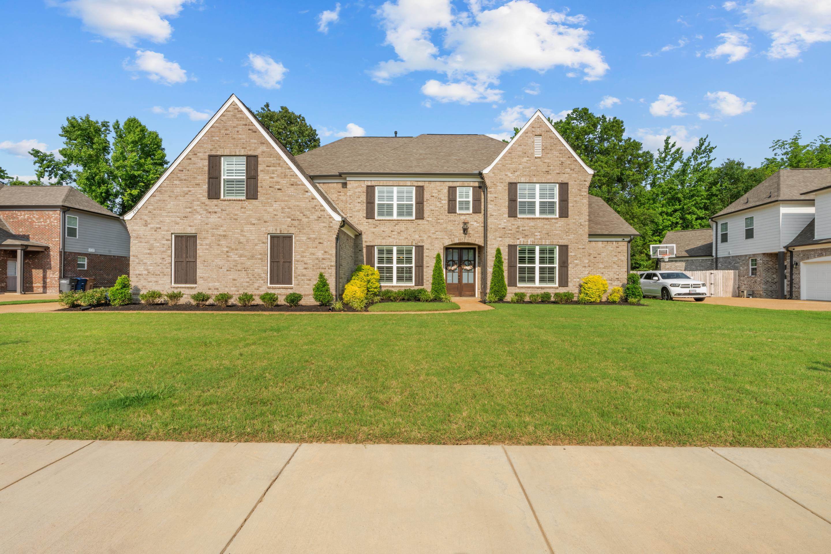 4916 Maple Walk Dr — photo