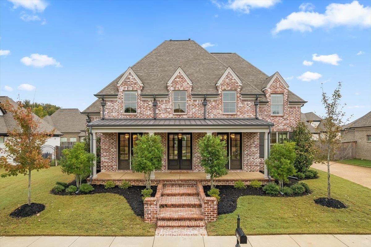602 Cypress Green CV — photo