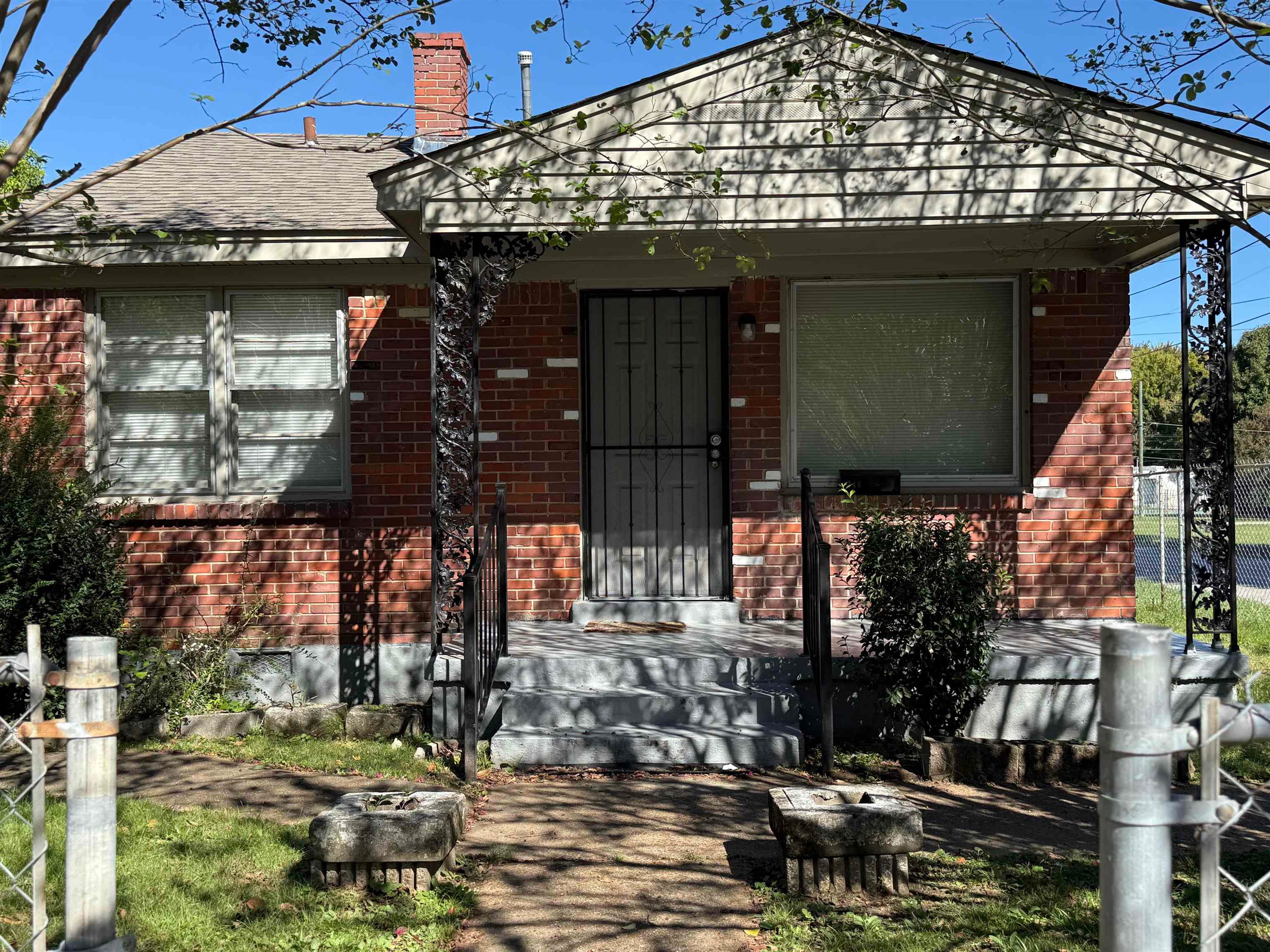 346 Modder Ave — photo