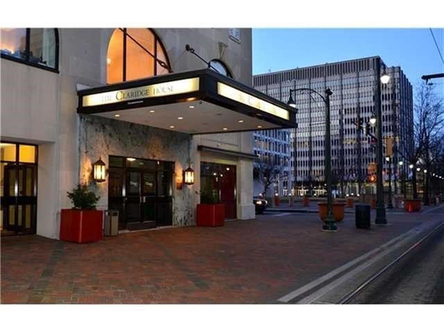 109 N Main St 1207 — photo