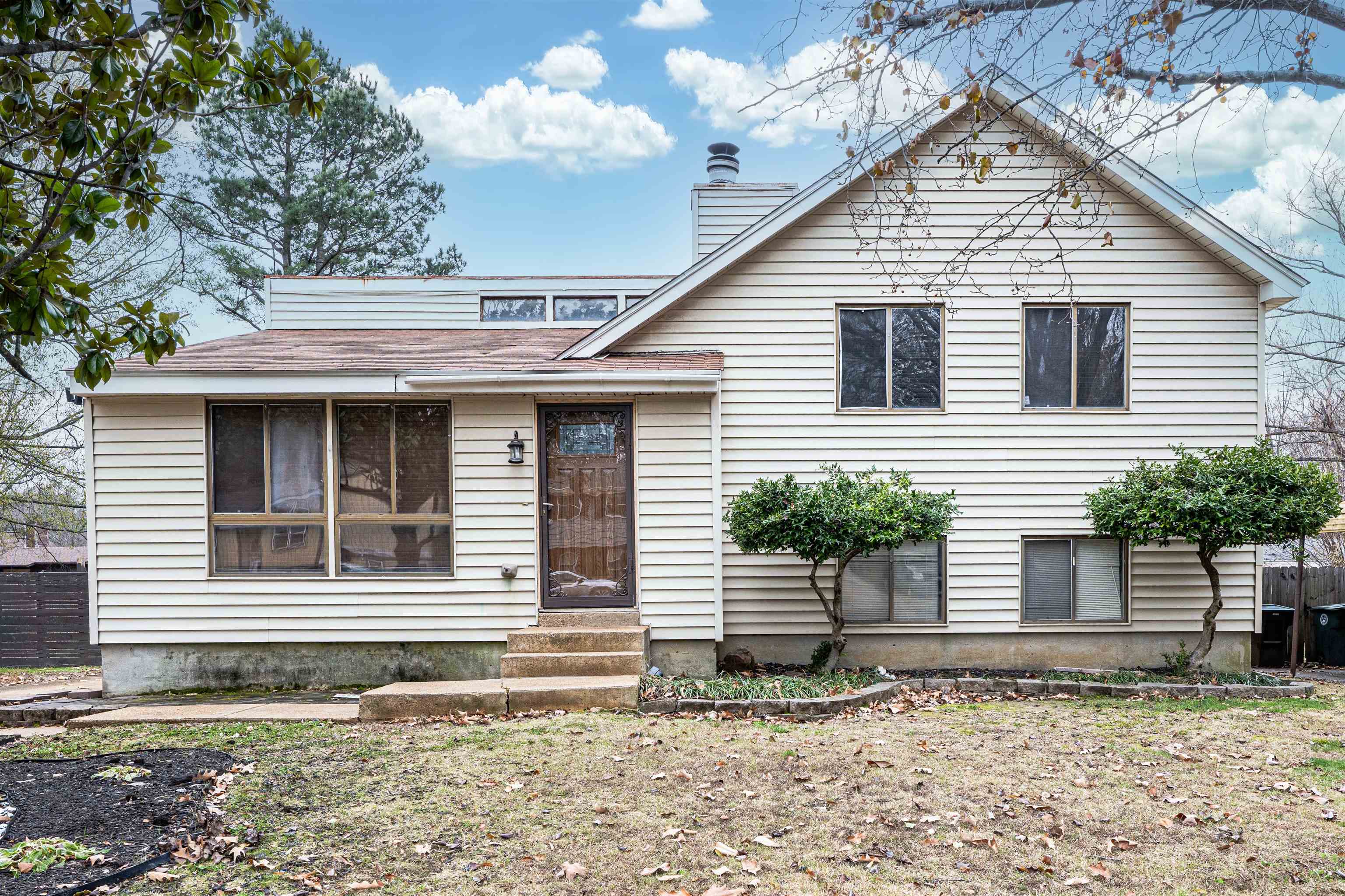 4175 Catalpa Hill Dr — photo